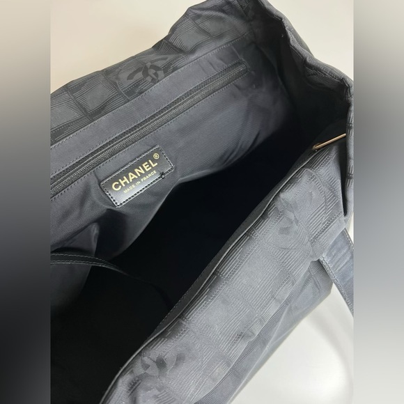 Chanel Nylon Tote Bag - Picture 6 of 9